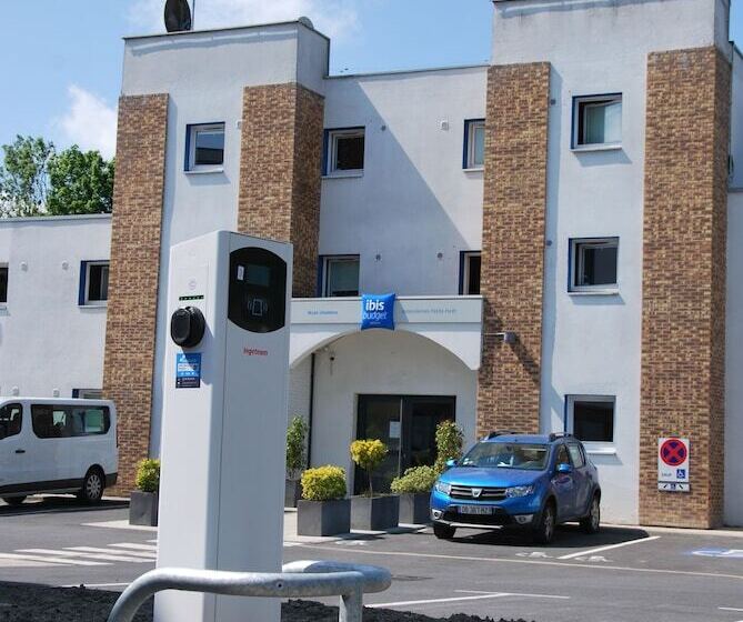 هتل Ibis Budget Valenciennes Petiteforet