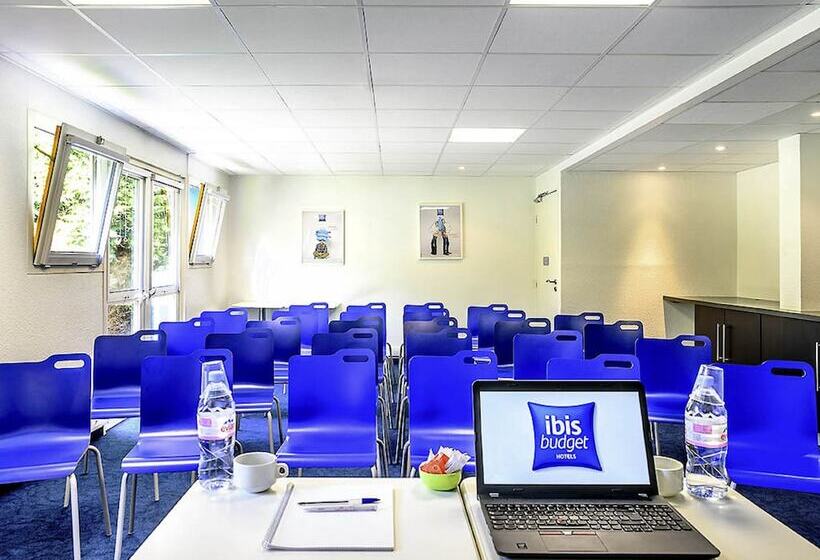 هتل Ibis Budget Valenciennes Petiteforet