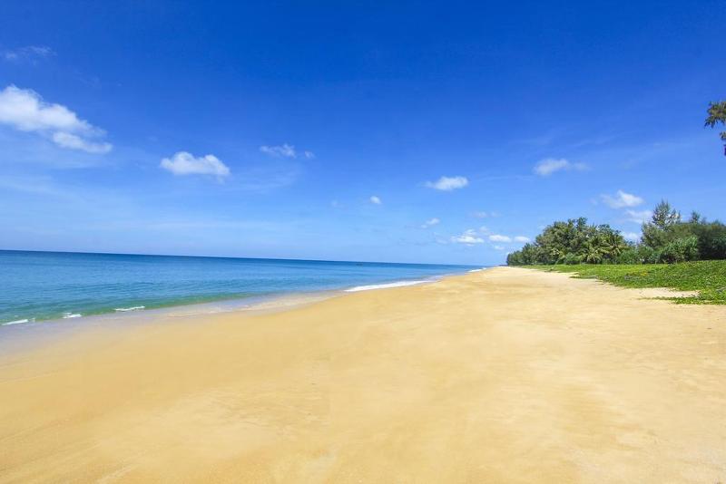 בית מלון כפרי Maikhao Palm Beach Resort Sha Plus