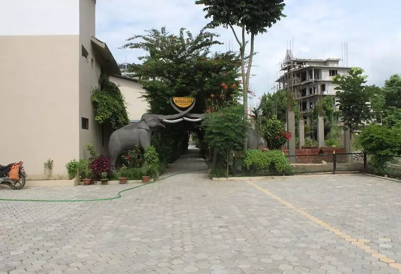 هتل Monalisa Chitwan