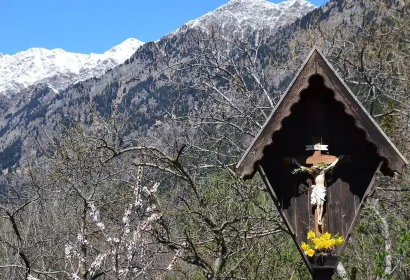 ホテル Pension Dolomitenblick