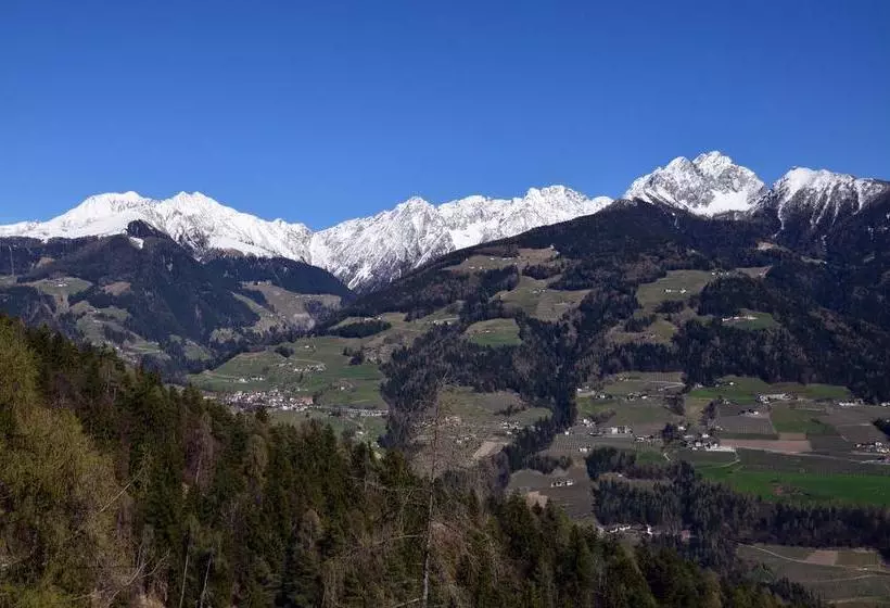 ホテル Pension Dolomitenblick