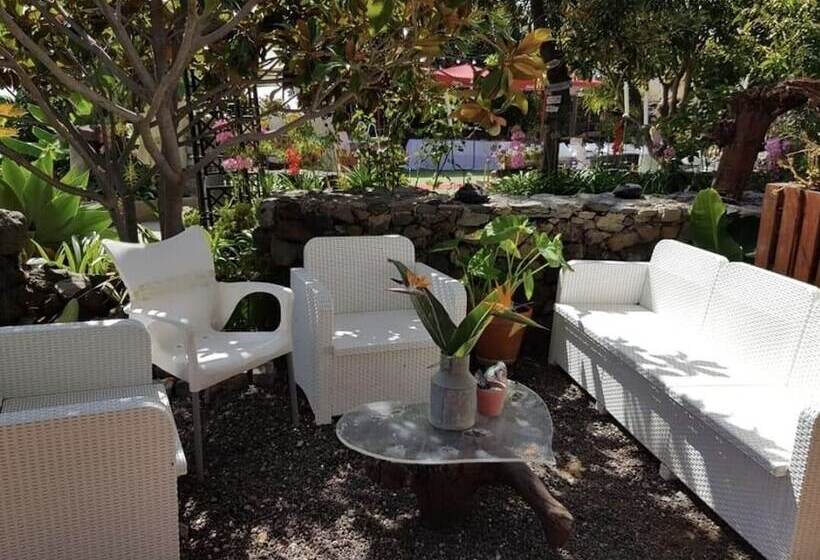 هتل Rural La Raya 1866