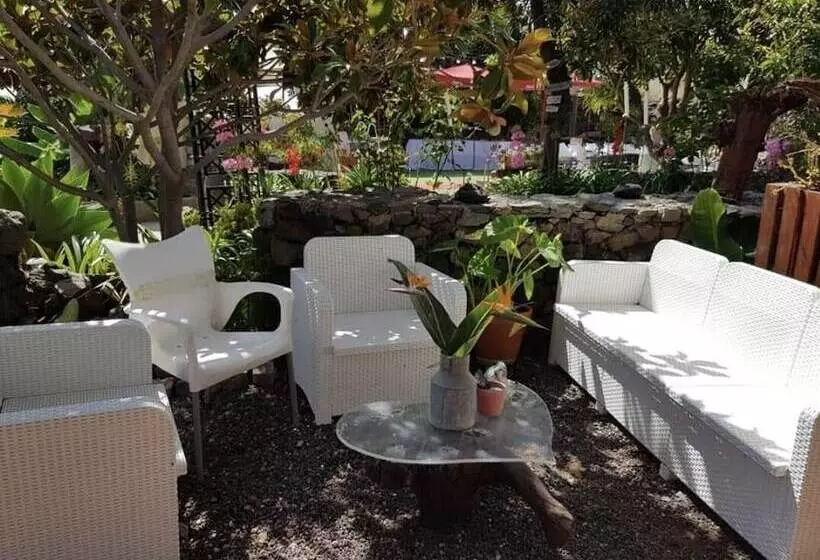 ホテル Rural La Raya 1866