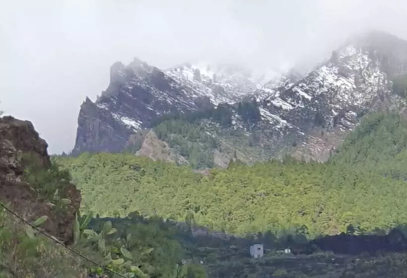 ホテル Rural La Raya 1866