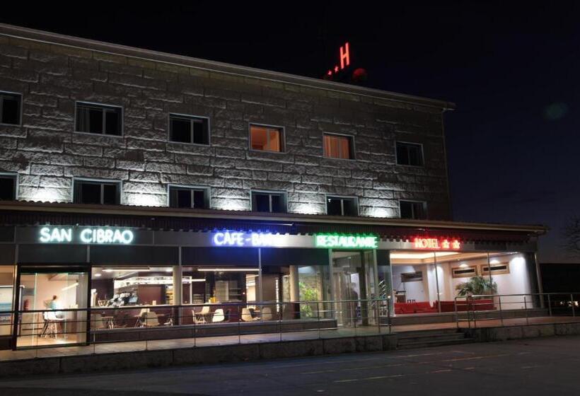فندق San Cibrao