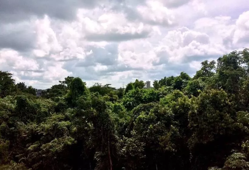 Hotelli Srisuksant Urban