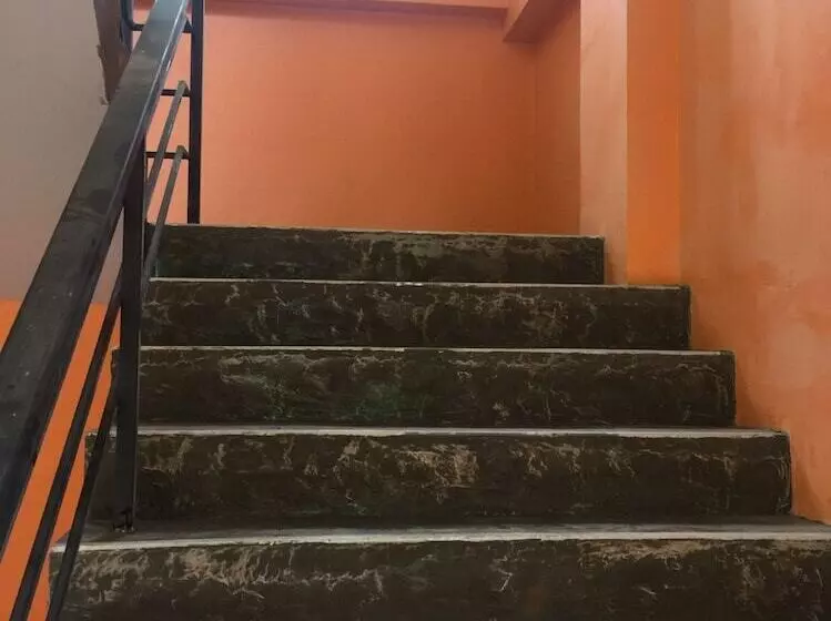 Hotelli Srisuksant Urban