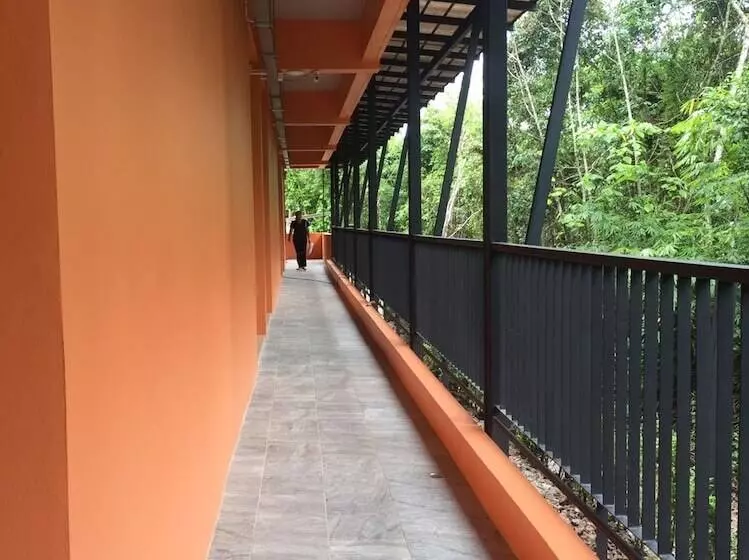 Hotelli Srisuksant Urban