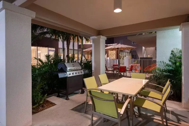 Hotelli Staybridge Suites   Miami International Airport, An Ihg