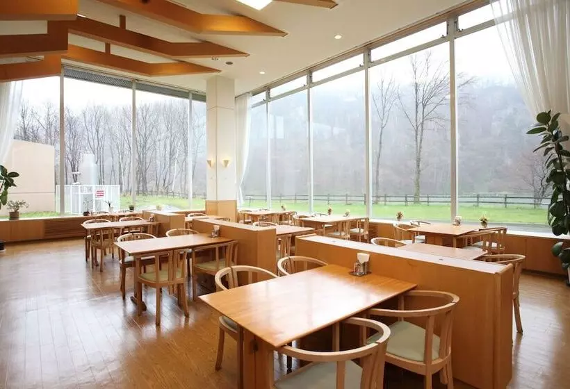 ホテル Yuyado Kuttari Onsen Lake Inn