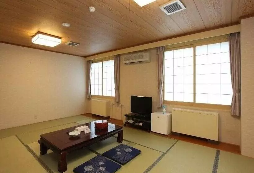 ホテル Yuyado Kuttari Onsen Lake Inn