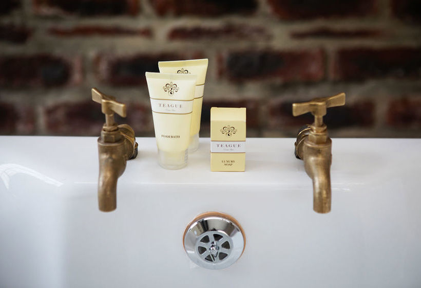 膳宿费 Essere Lodge