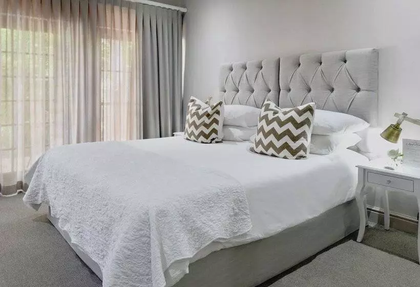 پانسیون Mont D'or Franschhoek