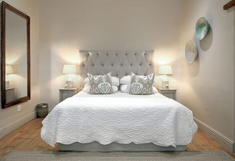 Пансион Mont D'or Franschhoek