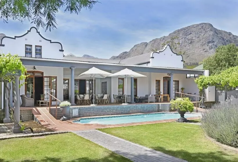 پانسیون Mont D'or Franschhoek