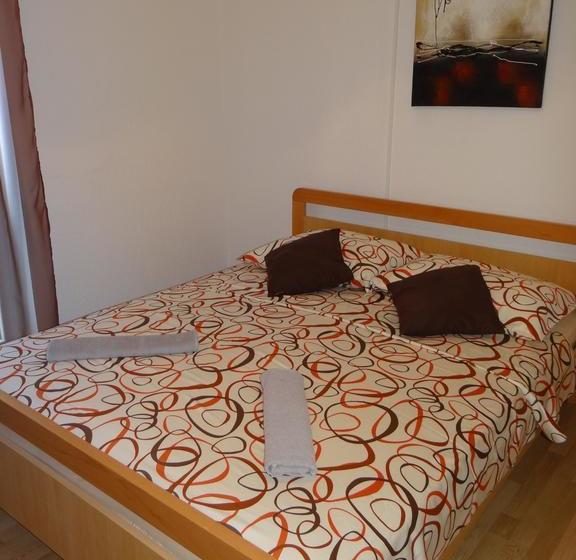 ベッドアンドブレックファースト Room Josip