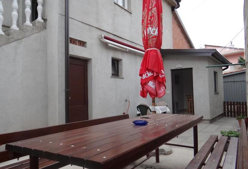 ベッドアンドブレックファースト Room Josip