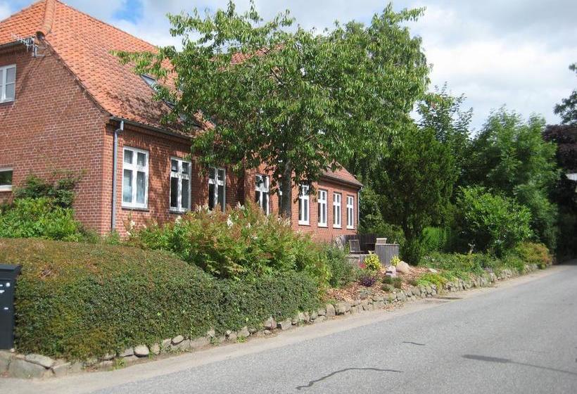Bed & Breakfast Farmer Annekset Ravning
