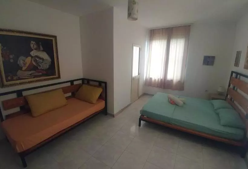 Hostal Green Garden Guesthouse