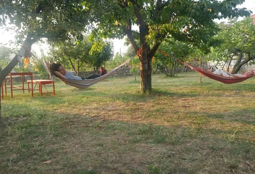 Hostal Green Garden Guesthouse