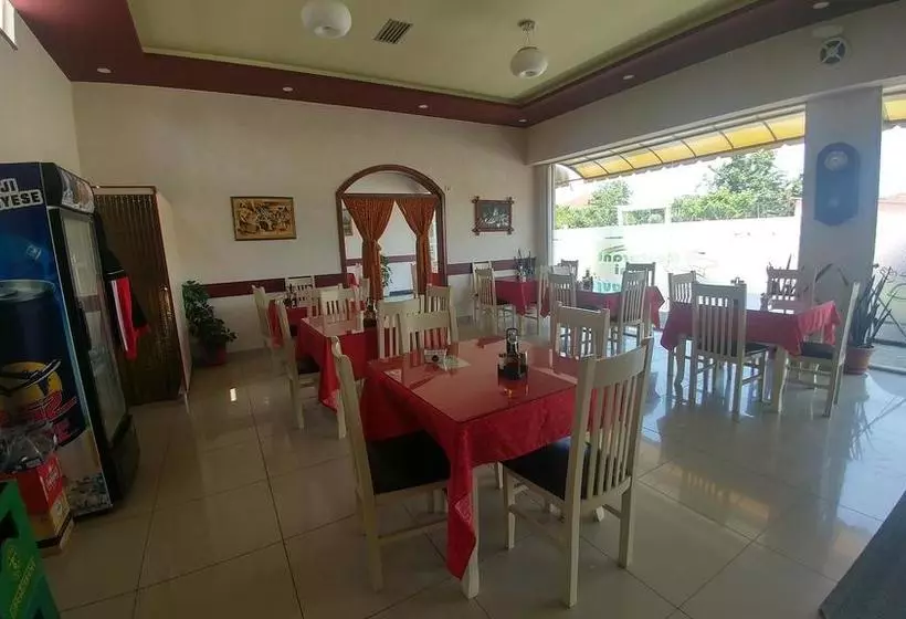 Hostal Green Garden Guesthouse