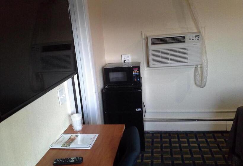 Отель Economy Inn Tonawanda