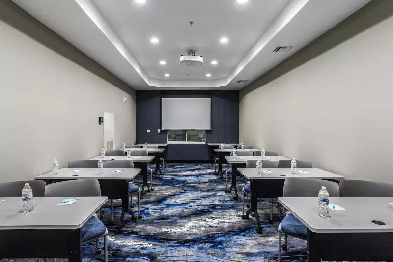 هتل Fairfield Inn & Suites Ontario Rancho Cucamonga