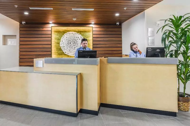 هتل Fairfield Inn & Suites Ontario Rancho Cucamonga