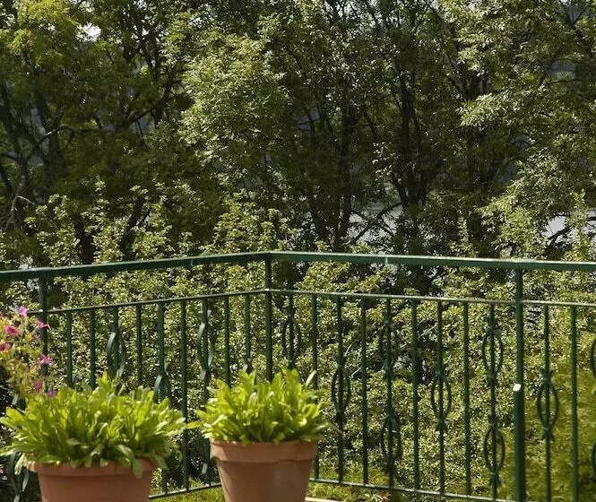 Hotel Hôtel De La Poste