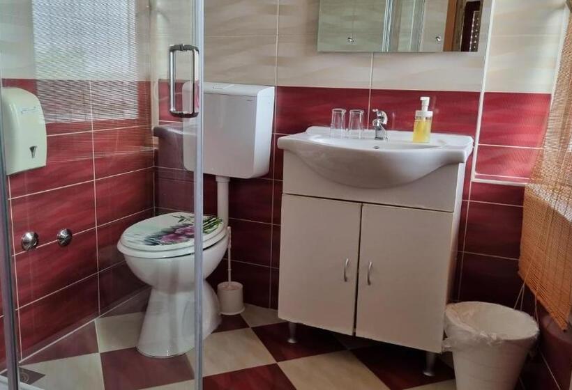 فندق Rooms Laura