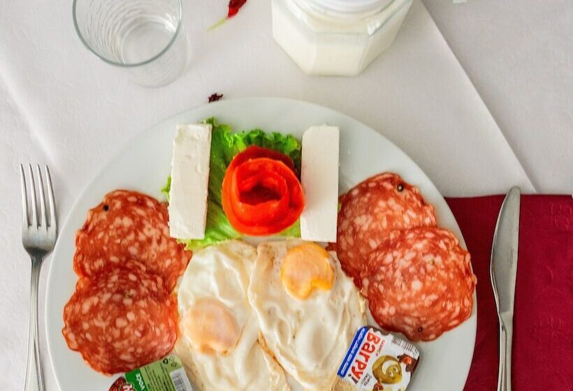 فندق Rooms Laura