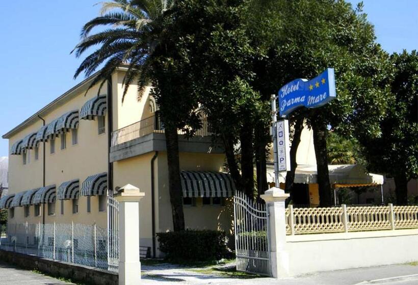 فندق Parma Mare
