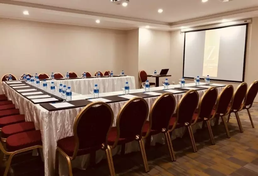 Le Zenith Hotel Oran