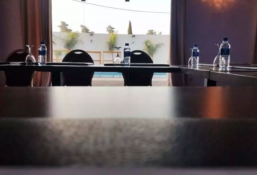 Le Zenith Hotel Oran