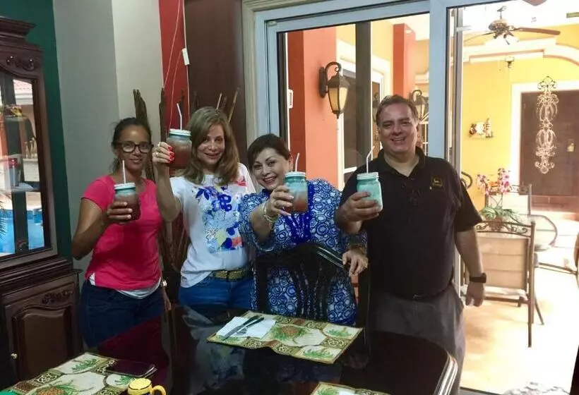 Refugio De La Montaña B&b