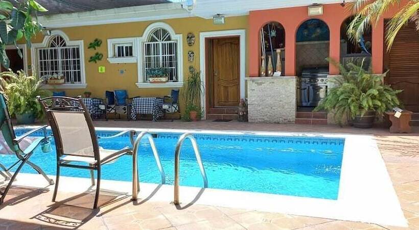 Refugio De La Montaña B&b