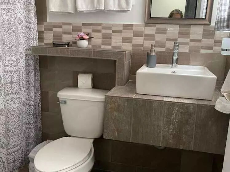 Refugio De La Montaña B&b