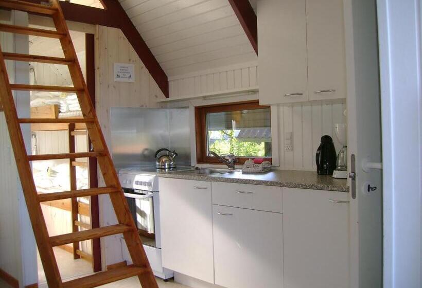 리조트 Sandkaas Family Camping & Cottages