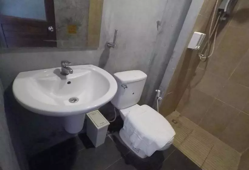 Hotelli Vish  And Cafe