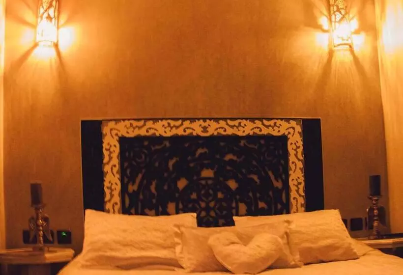 تختخواب و صبحانه Riad Golf Stinia