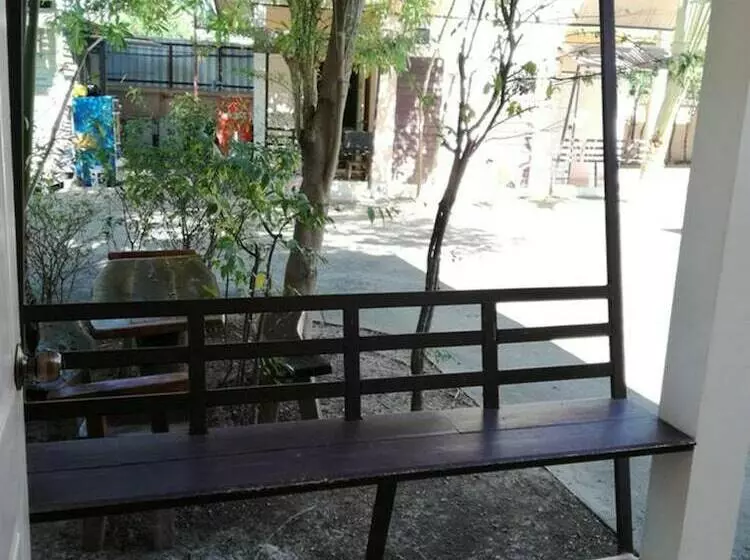 Chomtawan Resort