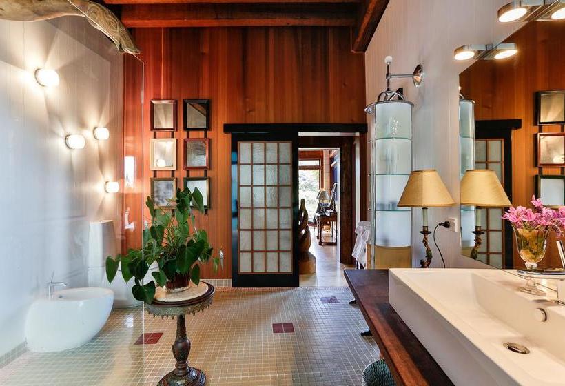 호텔 Donkey Bay Inn