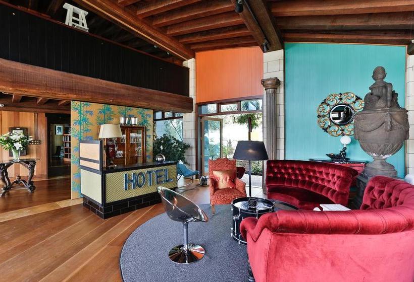 호텔 Donkey Bay Inn