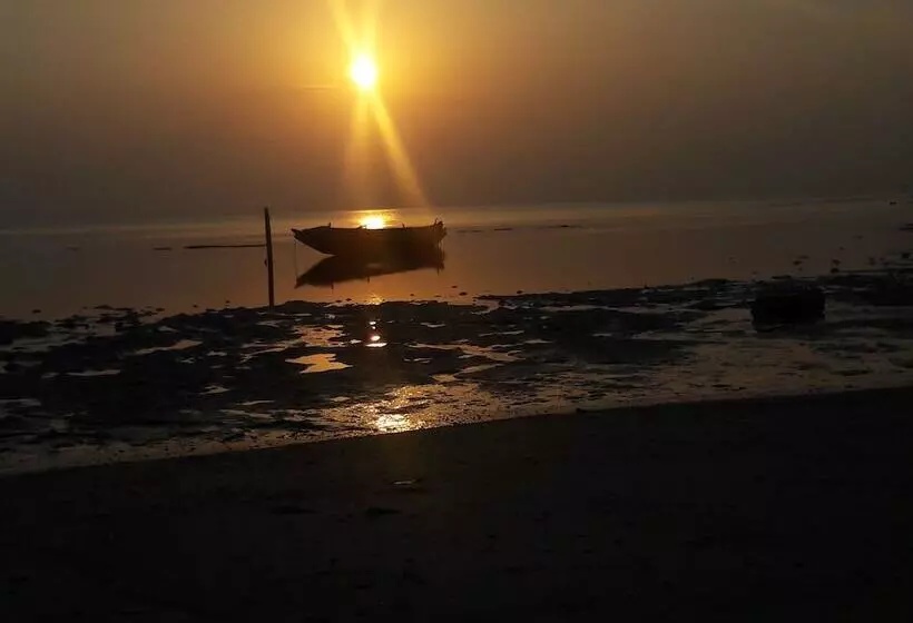 ホテル Sunrise Beach Resort