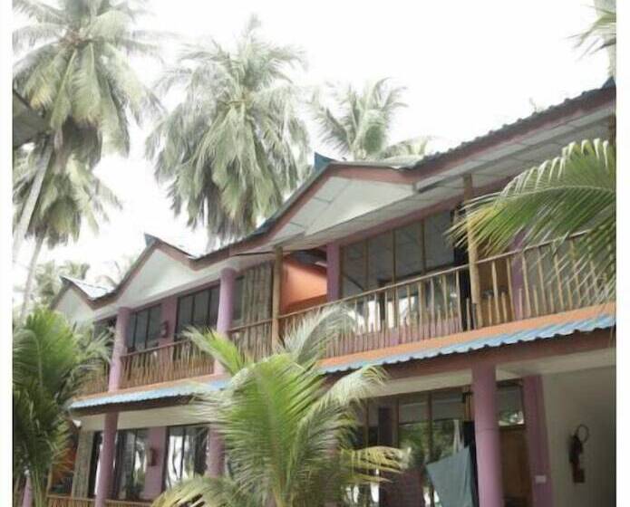 Hotell Sunrise Beach Resort