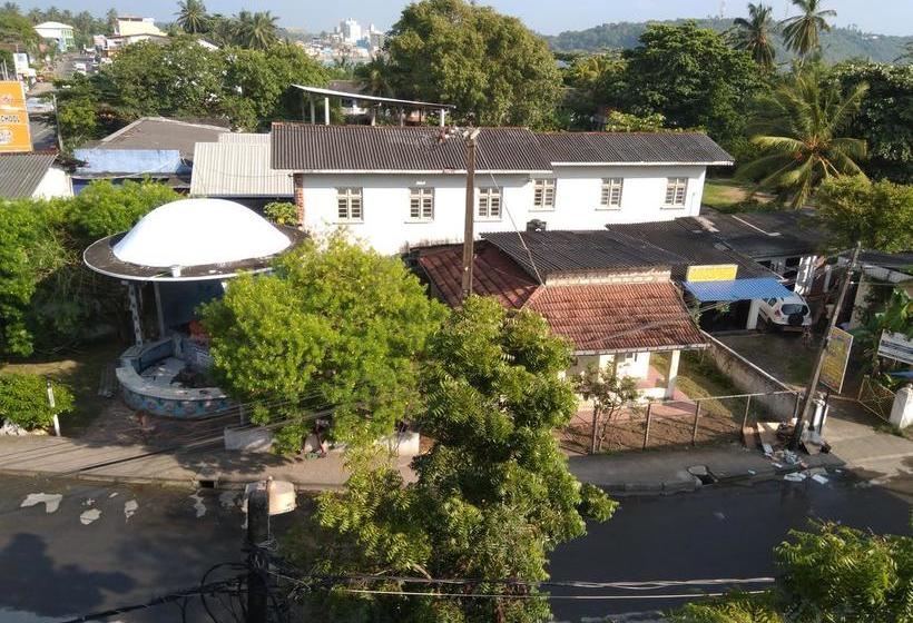 فندق Zatch Rooms