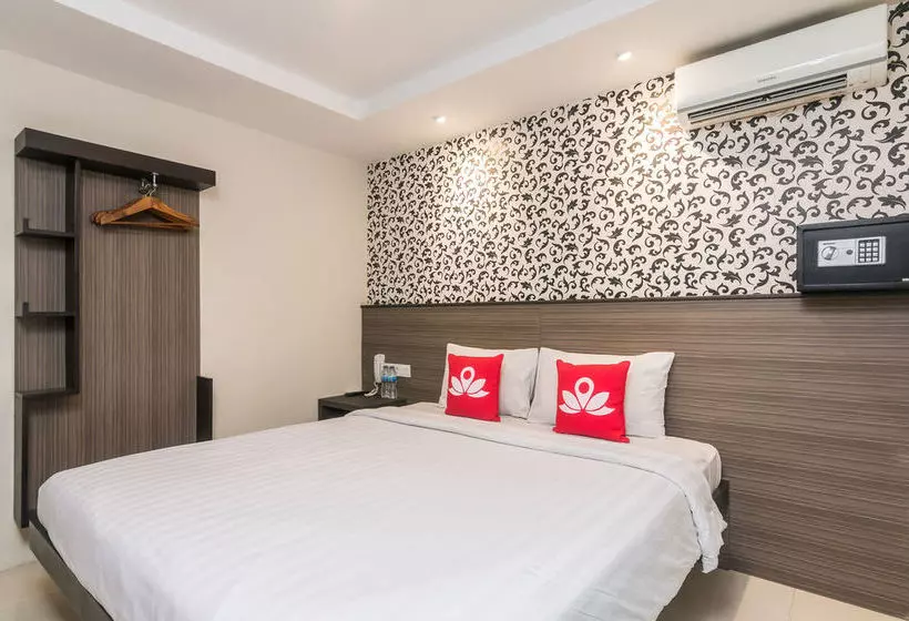 ホテル Zen Rooms Basic Kuta Central Park 2