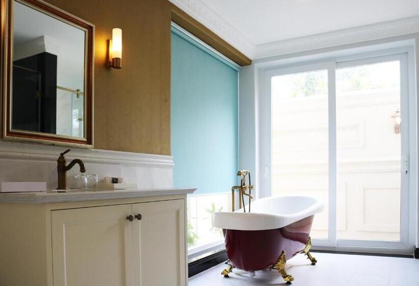 Lan Rung Beach Resort