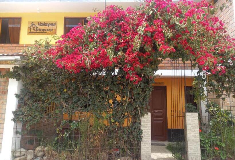 Monkeywasi Climbing Hostel